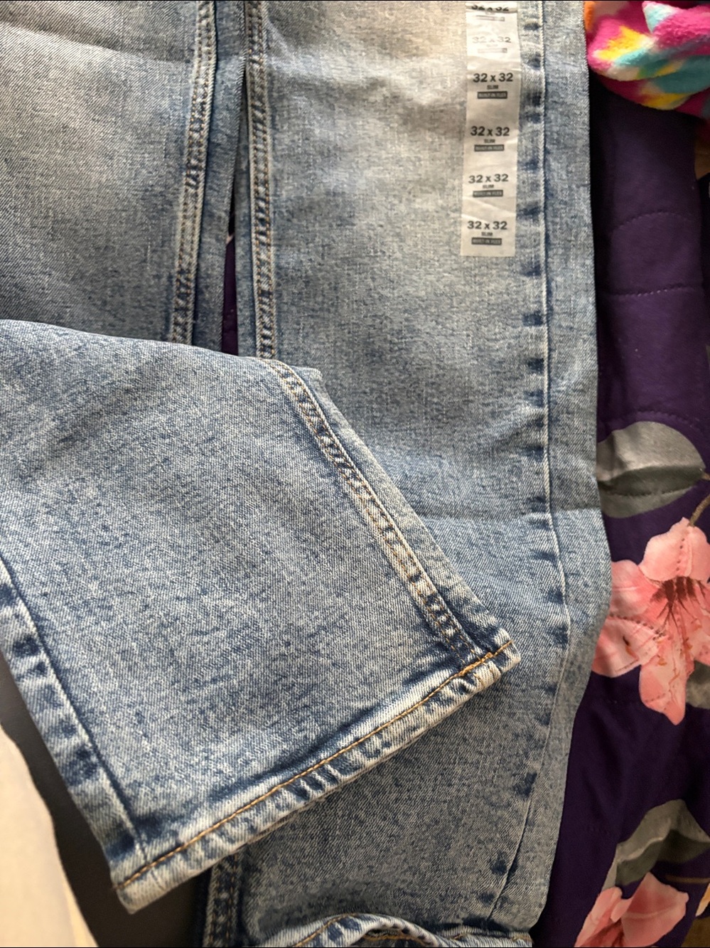 Old navy distressed skinny jeans 32x32 - Picture 10 of 14